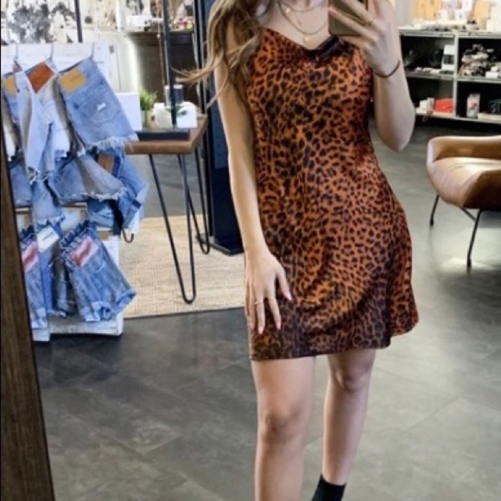 Dex  leopard slip dress